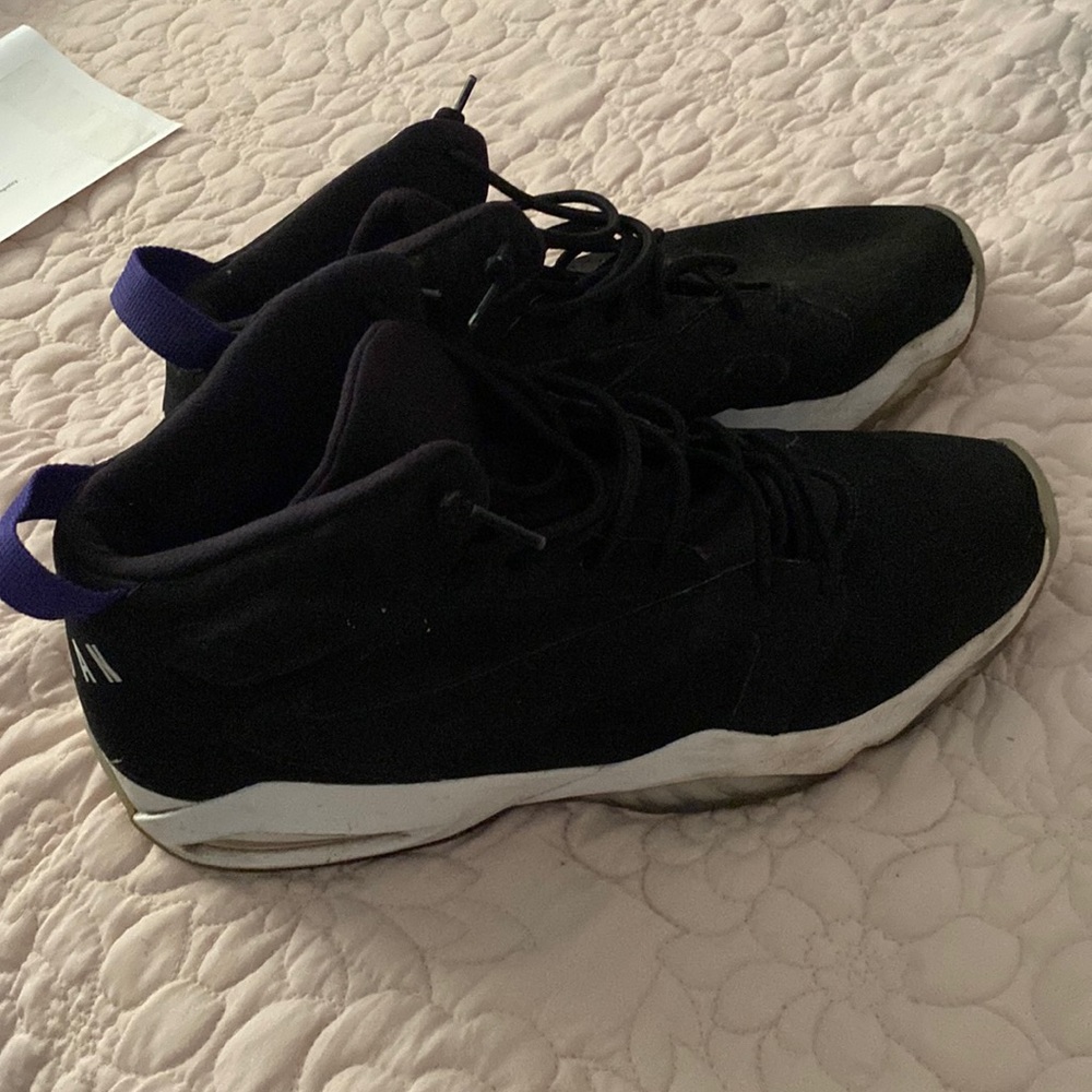 Jordan lift off